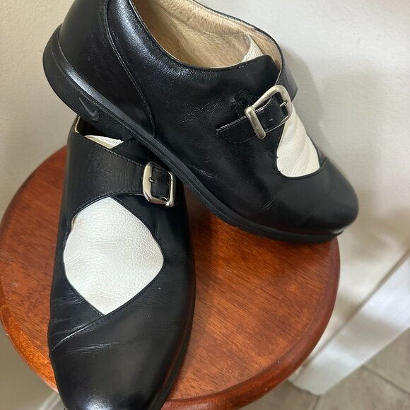 Nike Air Black and White Comfort Women's Golf Shoes Size 9 - Picture 4 of 9